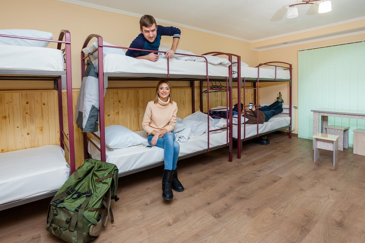 Tsentralnyi Hostel Ivano-Frankivsk Extérieur photo