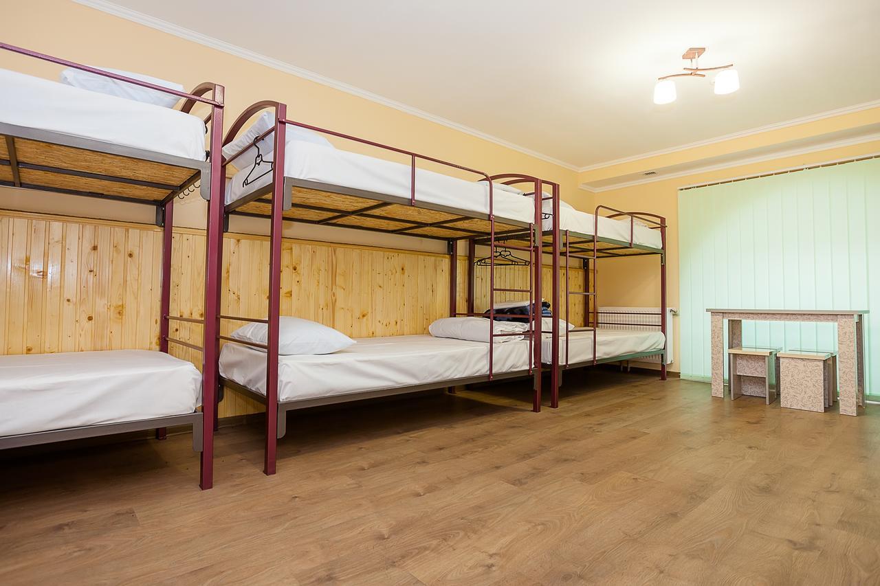 Tsentralnyi Hostel Ivano-Frankivsk Chambre photo